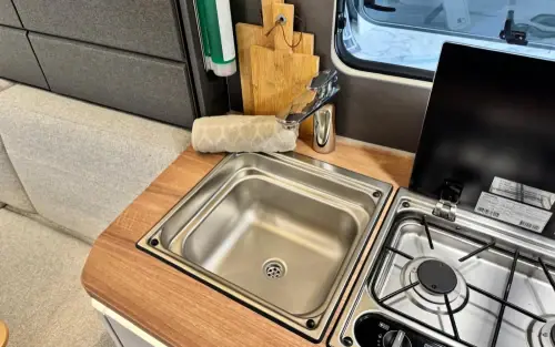 Knaus Azur 460 EU
