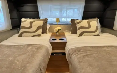 Knaus Azur 460 EU
