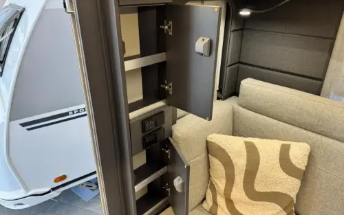Knaus Azur 460 EU