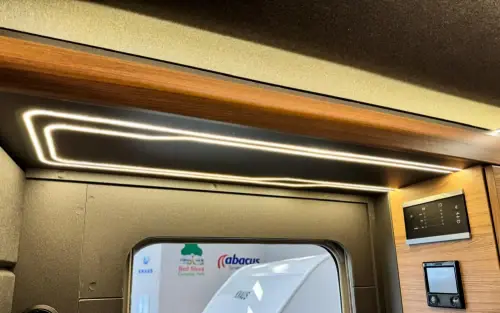 Knaus Azur 460 EU