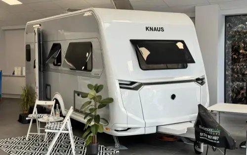 Knaus Azur 460 EU