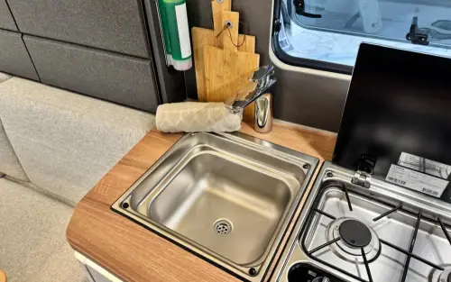 Knaus Azur 460 EU