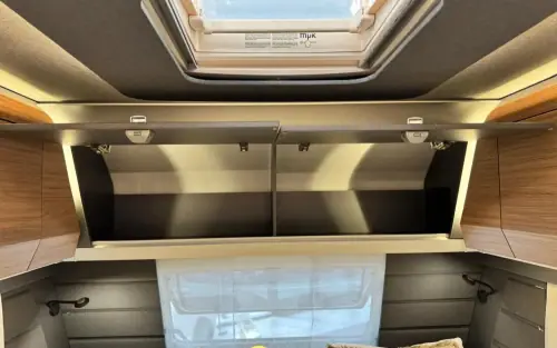 Knaus Azur 460 EU