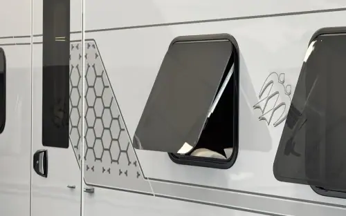 Knaus Azur 460 EU