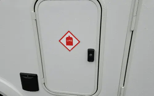 Adria Sun Living A70 DK 2025