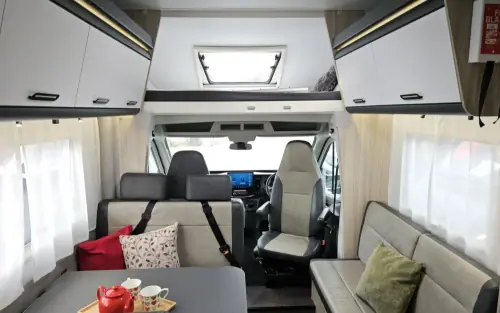 Adria Sun Living A70 DK 2025
