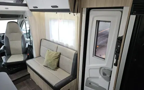 Adria Sun Living A70 DK 2025
