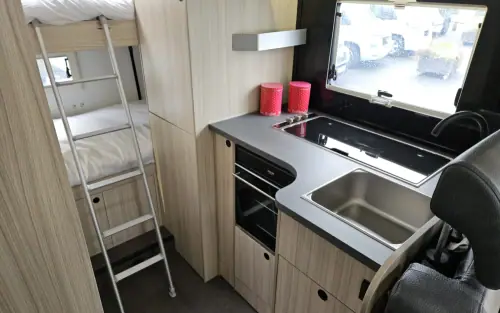 Adria Sun Living A70 DK 2025