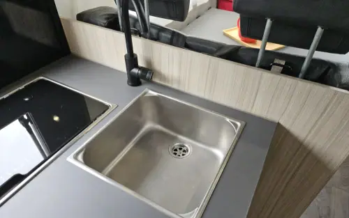 Adria Sun Living A70 DK 2025